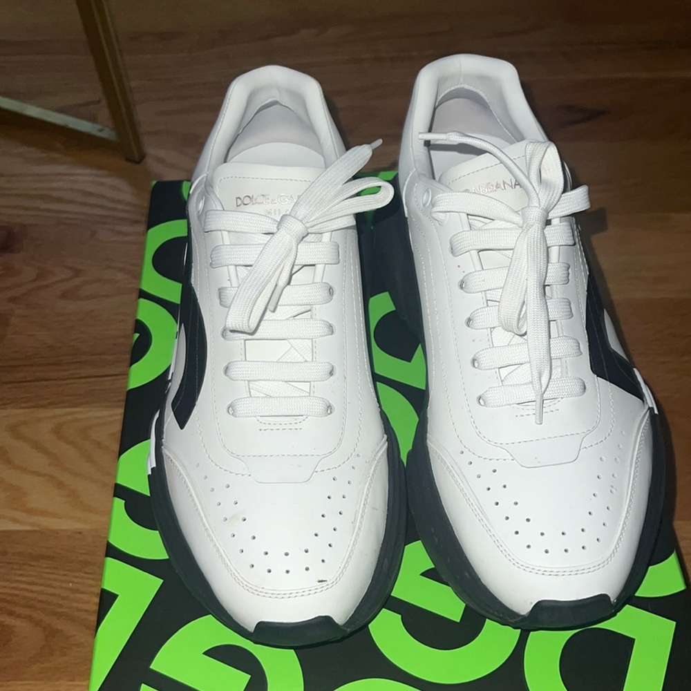 Dolce & Gabbana Bassa logo sneaker. Pre loved. Lightly worn. Box included.